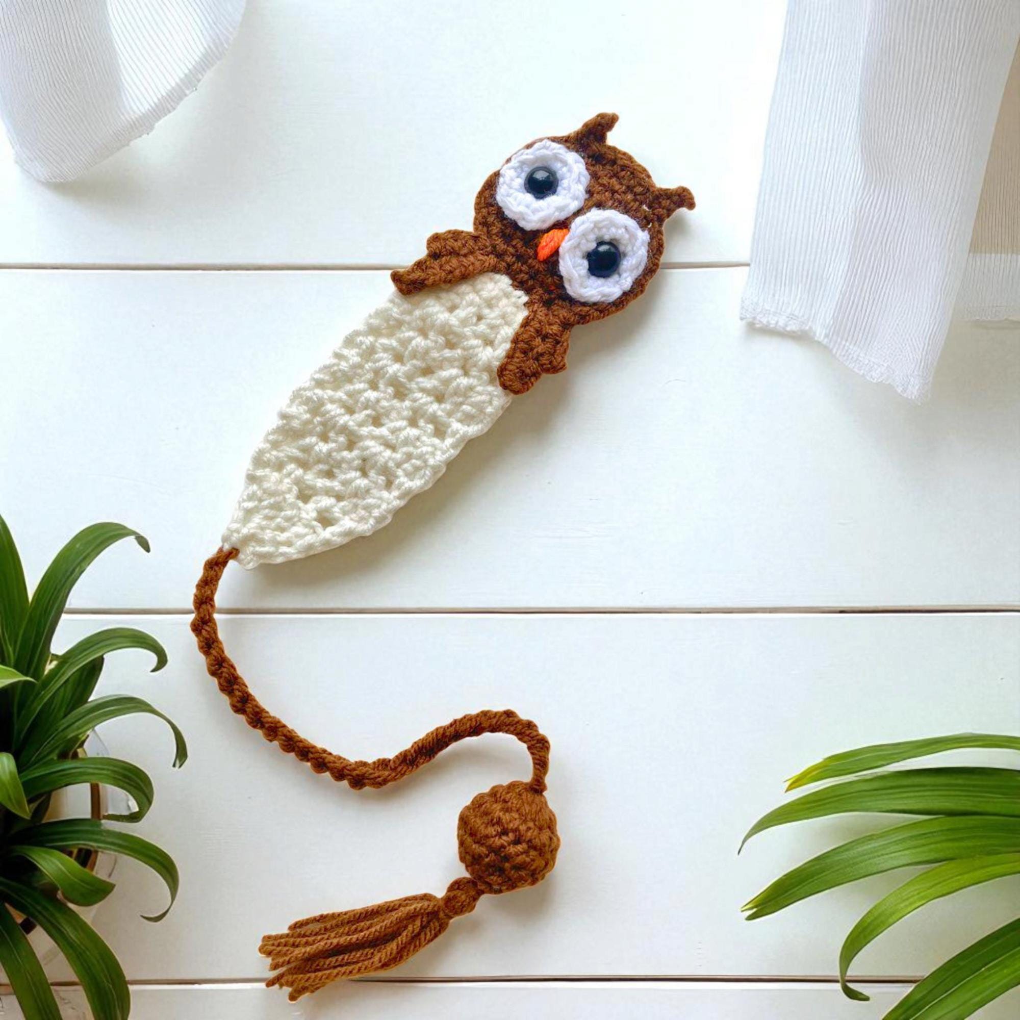 Crochet Owl Bookmark Pattern: Easy Amigurumi Animal (PDF Pattern)