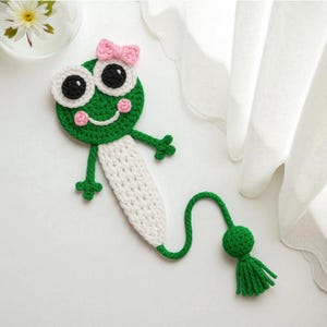 Frog Bookmark Crochet Pattern – Amigurumi PDF, Instant Download, US Terms, Beginner Friendly