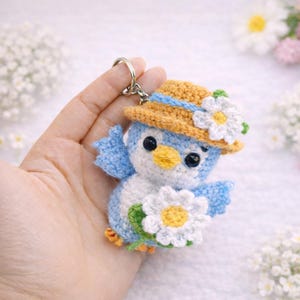 Crochet Bird Keychain Pattern, Amigurumi Animal (PDF)