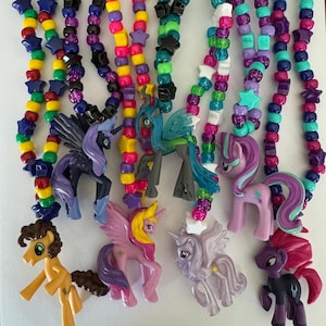 Collar Kandi de MLP: Joyería de cuentas de pony para festivales rave