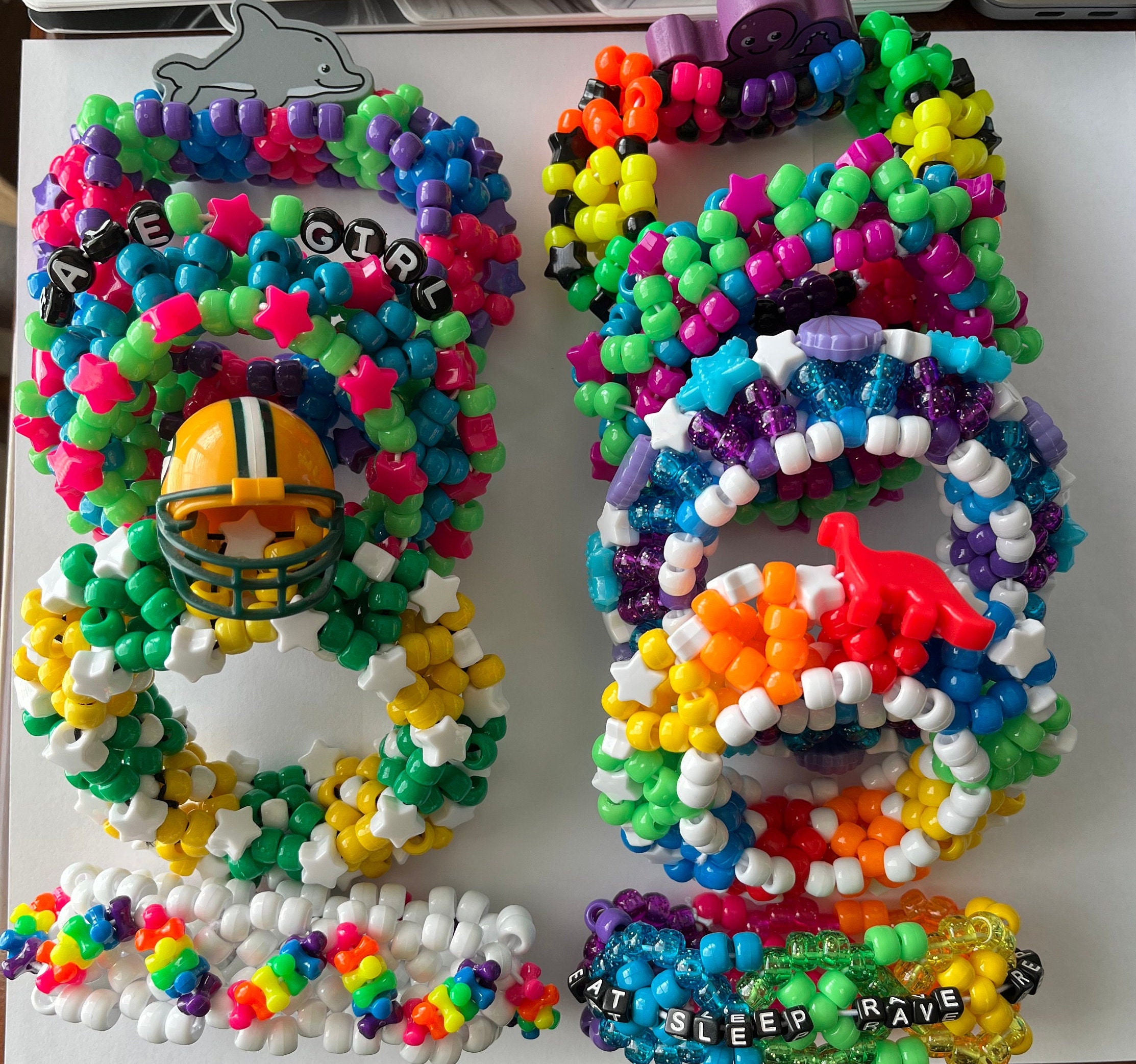 15 Random Kandi Bracelets Kandi Singles, PLUR, Assorted Beaded Bracelets, Rave  Kandi, Friendship Bracelets, Glow Beads, EDC, EDM Kandi 