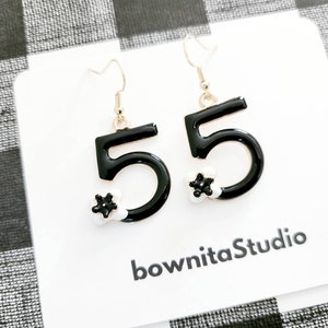 Luxurious earrings with number 5 enamel charm/ exqusite Korean earrings/ Korean style fashion jewely/ number 5 earrings