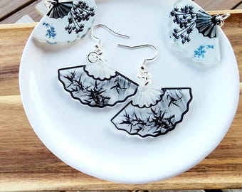 Oriental fan design drop earring/ elegant earrings/ kawaii oriental earrings/ exquisite Korean earrings/ sophiscated earrings
