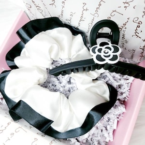 Luxury camellia hair claw and scrunchy set/ Elegant flower hair claw and scrunchy/ exqusite flower hair accessories/ Korean style hair claw
