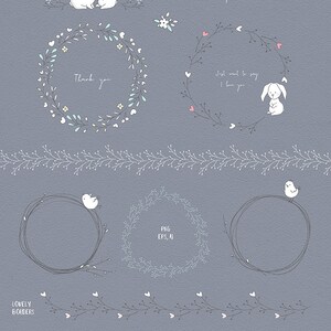 K&ouml;nnte beinhalten: Ein Satz digitaler Illustrationen mit Hasen, Kr&auml;nzen und Hei&szlig;luftballons. Die Illustrationen sind im handgezeichneten Stil gehalten und haben eine Pastellfarbpalette. Der Text "Mrs. Rabbit Home Grown Farm" ist im Bild enthalten.