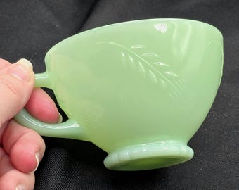 Fire King Jadeite Teacup – Sheaves of Wheat Pattern – Vintage Green Milk Glass Cup – Farmhouse Cottagecore Coffee Tea Mug