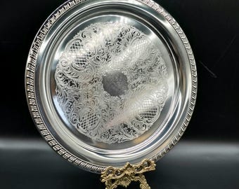 ビンテージ インターナショナル シルバー カンパニー製 ラウンド サービング トレイ 12インチ シルバープレート チャージャー プレート 装飾的なエッチング加工 化粧台トレイ 装飾