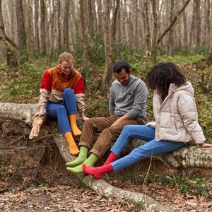 GoWith 4 Pairs Unisex Colorful Comfy 97% Cotton Socks for Men & Women | Soft Breathable Casual Crew Socks | Christmas Gift | Model: 3014