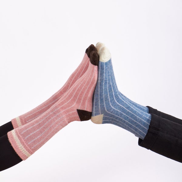 GoWith 2 Pairs Unisex Alpaca Merino Wool Winter Boot Socks | Warm Thermal Cozy Crew Socks for Men and Women | Christmas Gift | Model: 3093