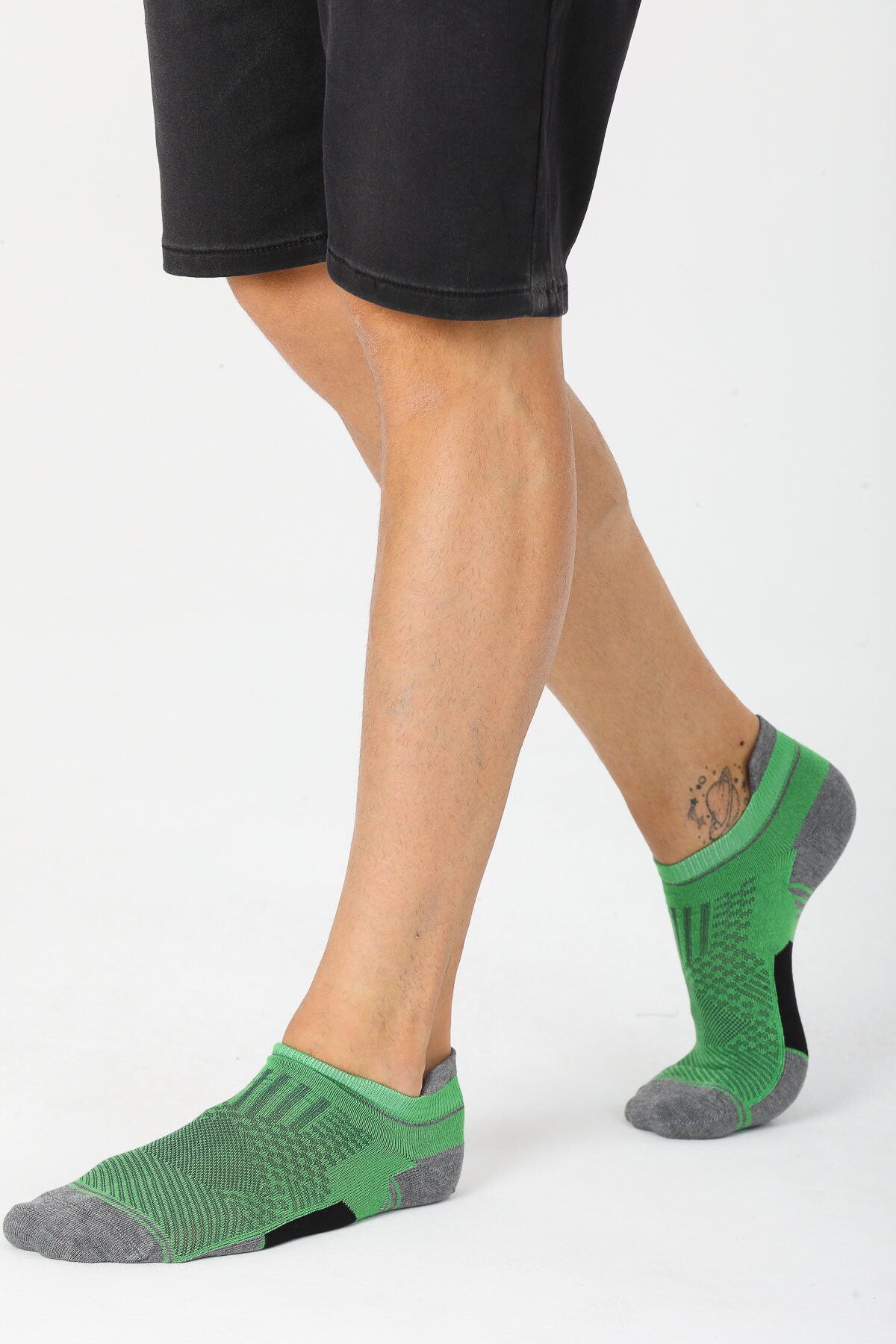  GoWith Calcetines de correr antiampollas para hombres y mujeres,  rayón hechos de bambú, calcetines ligeros de cero cojines, calcetines de  golf de corte bajo, Negro - 6 pares : Ropa, Zapatos