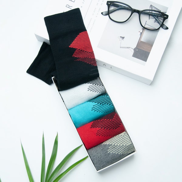 GoWith 5 Pairs Men's Bamboo Colorful Dress Socks | Seamless Novelty Dress Socks | Walking Socks | Crew Socks | Gift for Him | Model: 3562