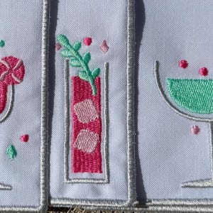 Embroidered Cocktail Napkins Anthropologie style– Pastel Holiday Cheer Bar Napkins for Stylish Entertaining Bild 2