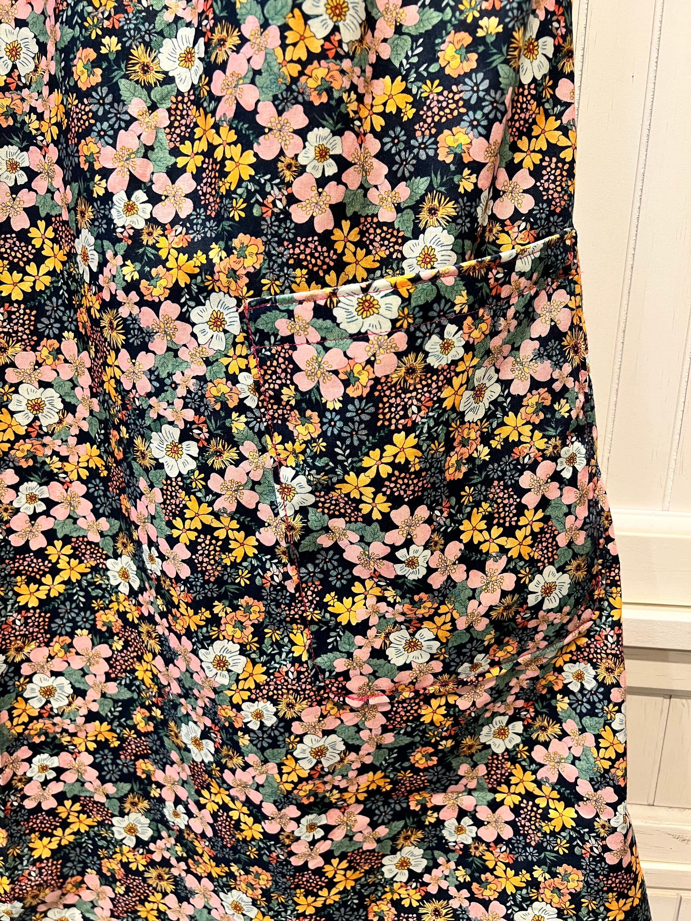 Flower Power Pocket Front Mimi Dress. Floral Midi to Mini Dress