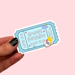 Grumpy Sunshine Book Club-ticketsticker | Boekenclubsticker | Sticker boekenliefhebber | Sticker boeknerd | Grappige boeksticker | Romantische boeken