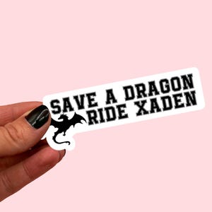 Red een drakensticker | Vierde vleugel | Liefhebber van fantasyboeken | Cadeau voor boekenwurm | Boeksticker romantiek | Dagboeksticker