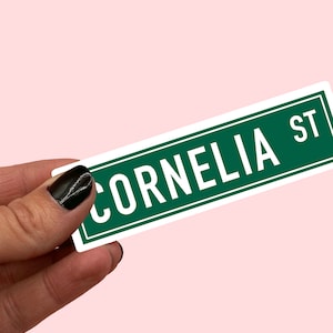 Adesivo de rua Cornelia | Adesivo Taylor Swift | Adesivo Swifty | Adesivo de música | Amante de música | Adesivo Bujo