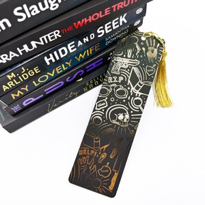 Thriller book lover gold foiled bookmark | True Crime Lover | Mystery lover | book lover | Bookworm | Illustrated bookmark image 2