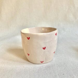 Tasse céramique coeurs rouges