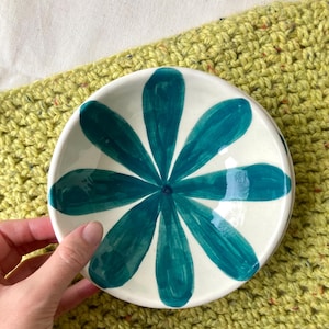 Handmade ceramic bowl - blue ceramic bowl - flower bowl - handmade bowl - unique bowl - hand-shaped bowl