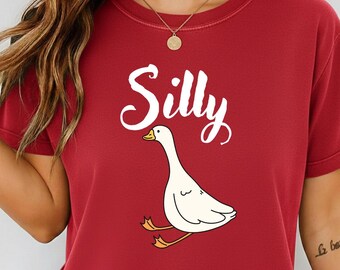 Silly Goose Shirt, Funny Goose Graphic Tee, Cute Animal Humor T-Shirt, Unisex Casual Top