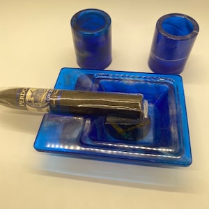 Lavish Cigar Ashtray with 2 Matching Shot Glasses