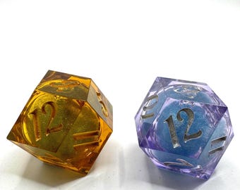 Oversized Hope and Fear Dice: Amber and Amethyst Liquid Core Daggerheart 2d12 Rhombic Set