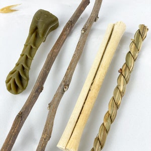 Natural Chews Variety Bundle (Apple Stick, Bamboo Stick, Whimzees, Seagrass Twist) | Suitable for Hamsters, Rats, Gerbils