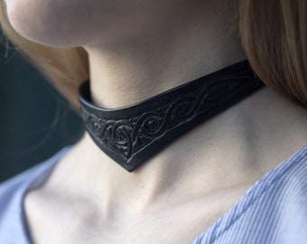 Embossed Black Leather Choker: Dark Mori Witch Necklace