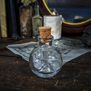 Round Glass Potion Bottle with Cork, perfect for Witchcraft, Cosplay, LARPing, Larp