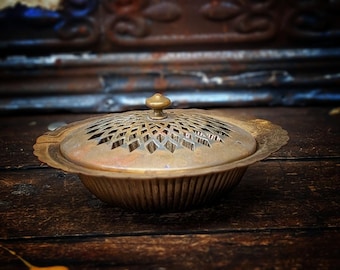 1900s Silver-plated Offering Dish with Incense Cover - Witchcraft / Incense / Altar Tools