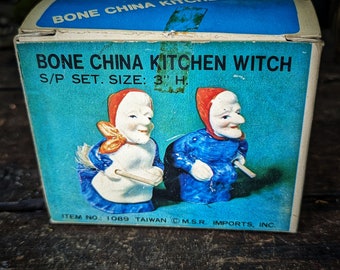 RARE Vintage Kitchen Witch Salt and Pepper Shakers |Baba Yaga |Kitchen Witch |Witchy | Witchcraft