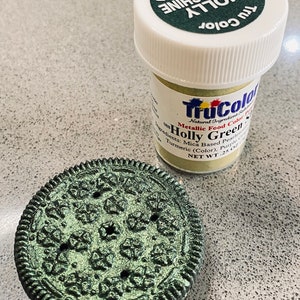 Holly Green Metallic