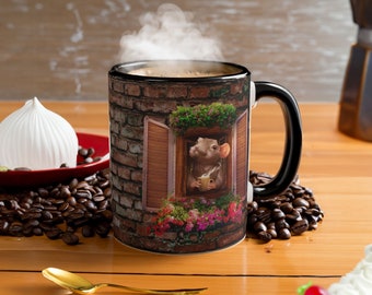Topo che beve caffè, tè - cioccolata calda - Un amante del caffè - Idea regalo divertente - Tazze da caffè bicolore, 11 once