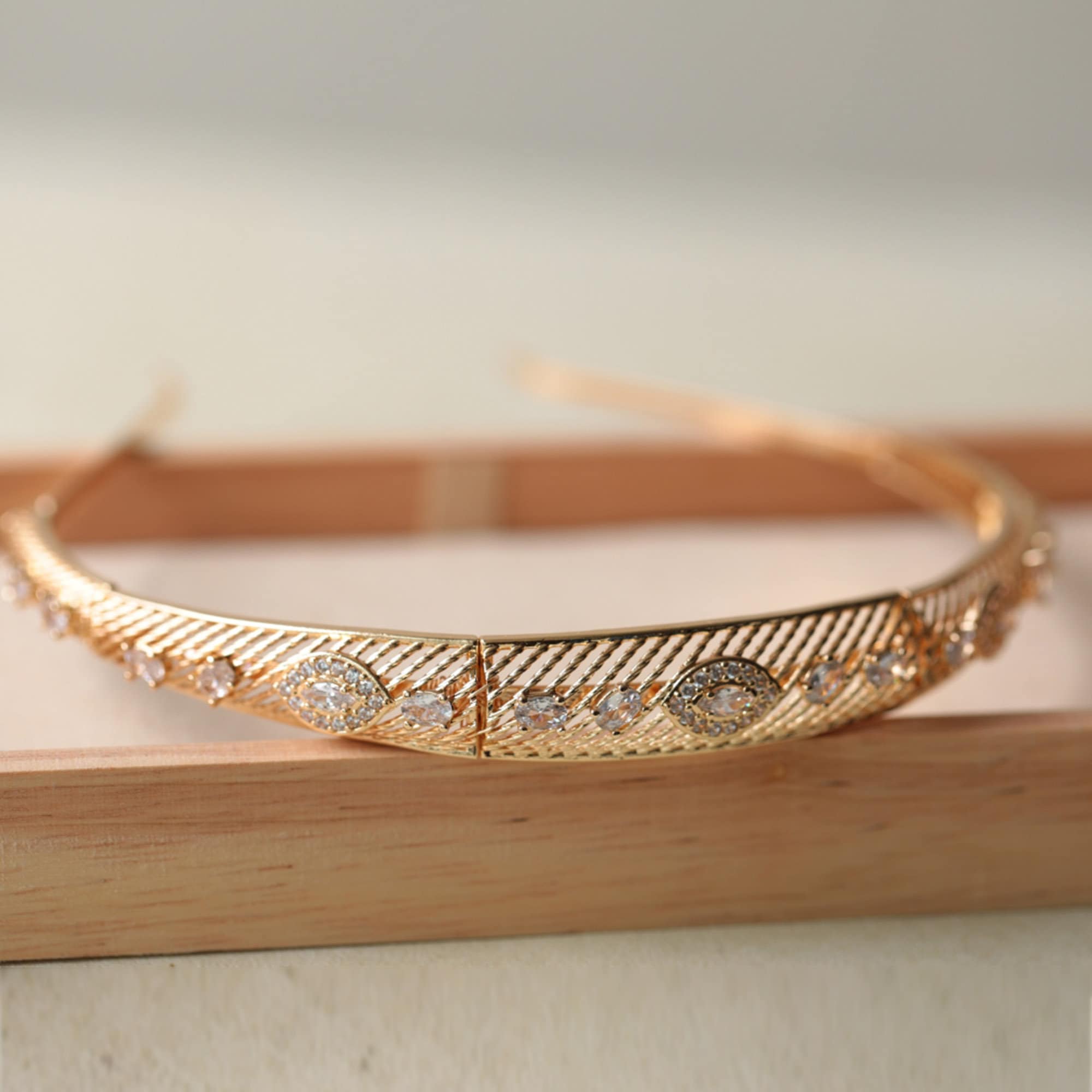 Tiara nuziale in oro, fascia nuziale, tiara nuziale in oro vintage, copricapo nuziale in bronzo fuso con zirconi vintage