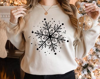 Snowflake T-Shirt, Christmas Shirt, Holiday Party Shirt, Women Christmas Shirt, Snowflake Winter Sweatshirt, Snowflake Sweater