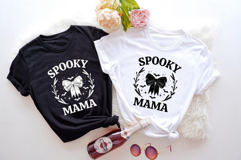 Coquette Halloween Shirt, Spooky Mama Shirt, Spooky Season Shirt,Halloween Mama Shirt, Momster Shirt, Cute Mom Shirt,Mama Bat Shirt afbeelding 5