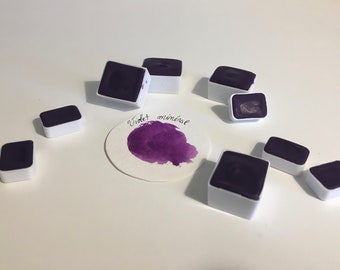 Aquarelle artisanale teinte violette