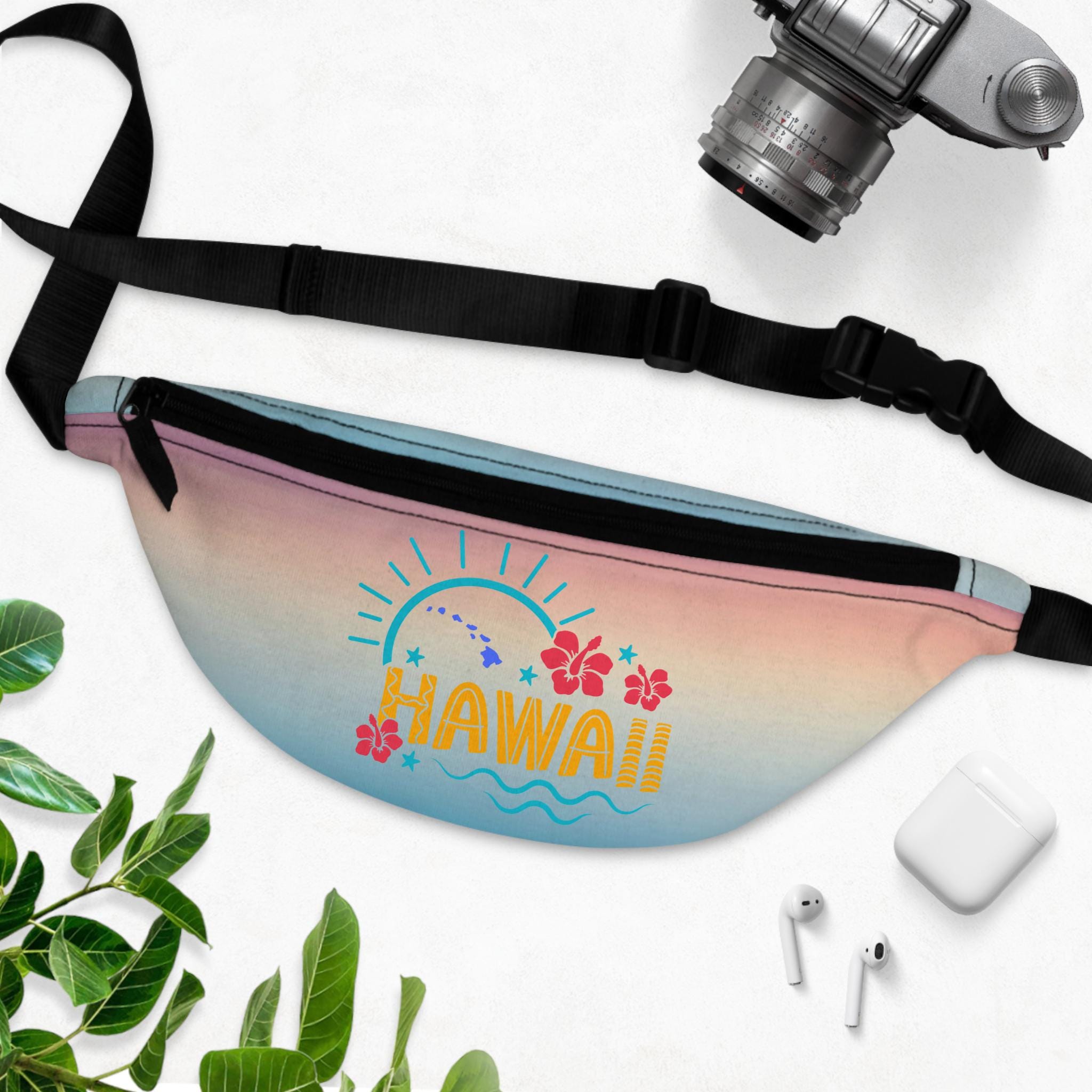 Hawaii Travel Fanny Pack, Beach Lover Hip Bag, Hawaii Vacay  display picture 2