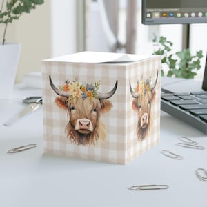 Floral Highland Cow Note Cube | Cute Stationery, Rustic Office Decor, Gift for Cow Lovers, Farmhouse Decor, Floral Notepad
