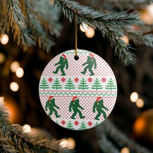 Sasquatch ful tröja mönster julgransprydnad, jul Big Foot-strumpbyxor Bigfoot-helgdag