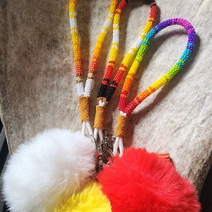 Llavero de pulsera envuelto con cuentas hechas a mano / Cordón / Atardecer / Medicina / Orgullo / Arco iris / Indígena / Nativo /