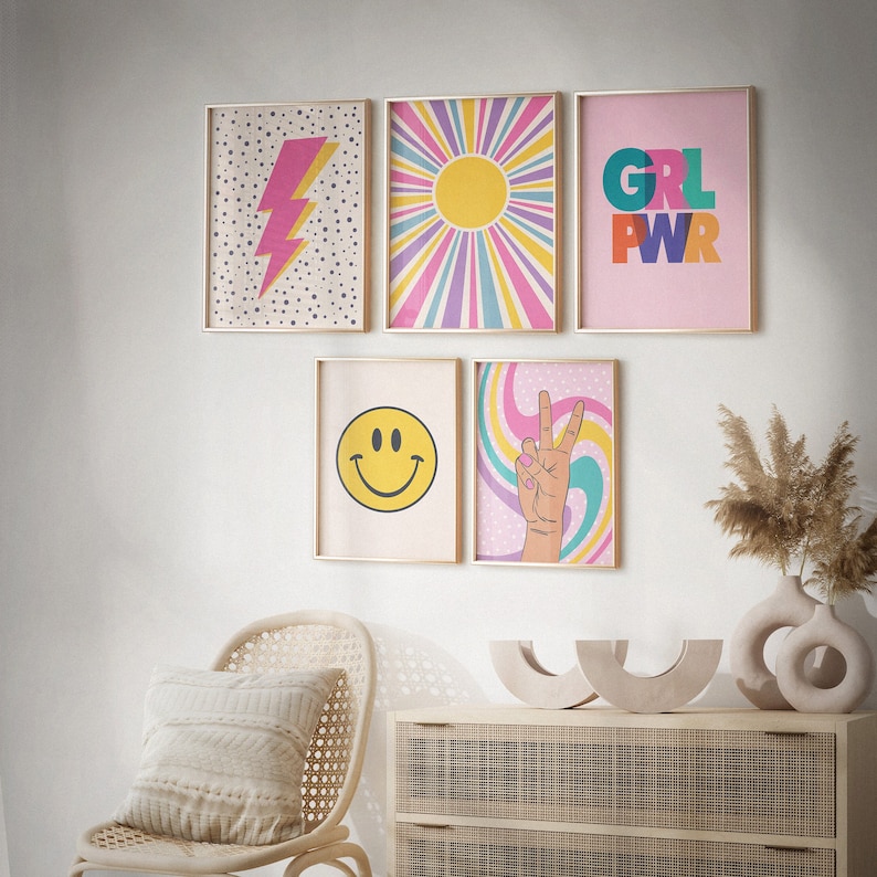 Aesthetic prints is modern printable wall decor for the dorm room, teen room, girl’s bedroom, bathroom etc.