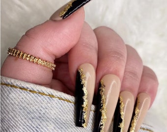 Stunning XL Black and Gold Press-on Nails Designer-Classic