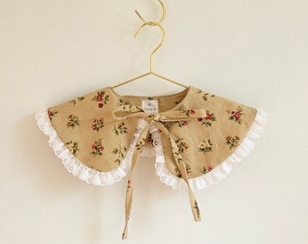 The Jane Collar // Vintage Floral