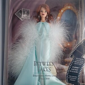 Barbie 2000 Between Takes Second In A Series NRFB Barbie 2000 Between Takes Second In A Series NRFB