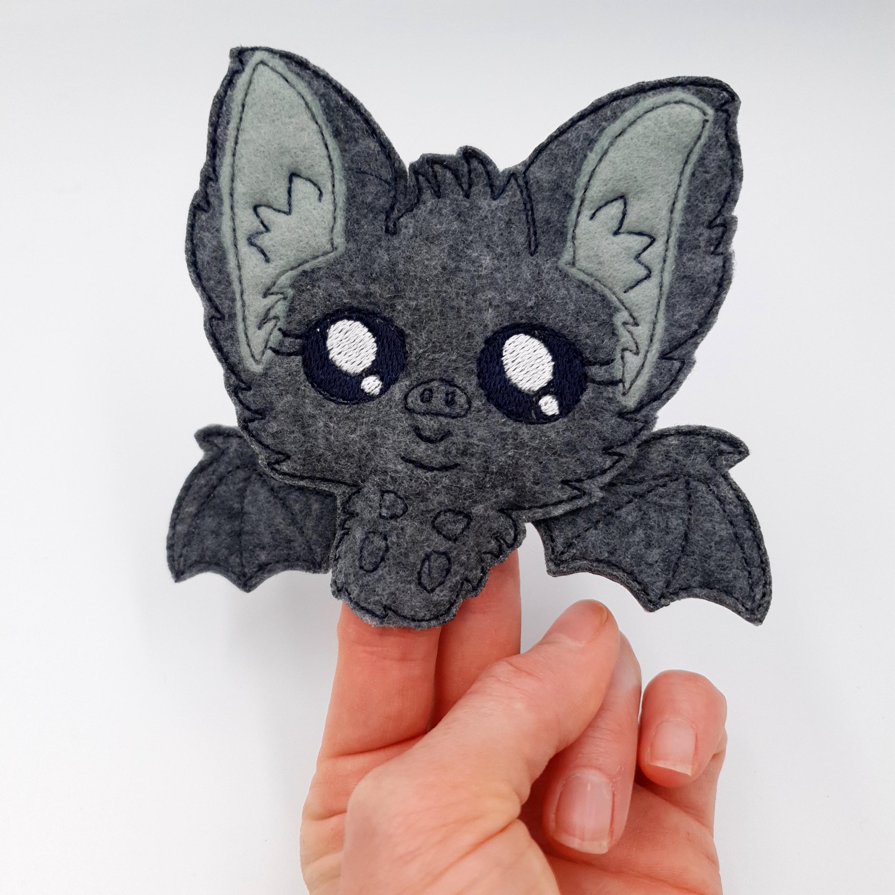 ITH Bat Finger Puppet Machine Embroidery Design Halloween Feltie Toy ...