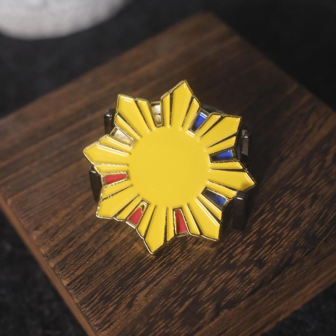 Pin In Tagalog Spinning Filipino Pin, Pin Badge, Cool Minimalist Design, Unique ...