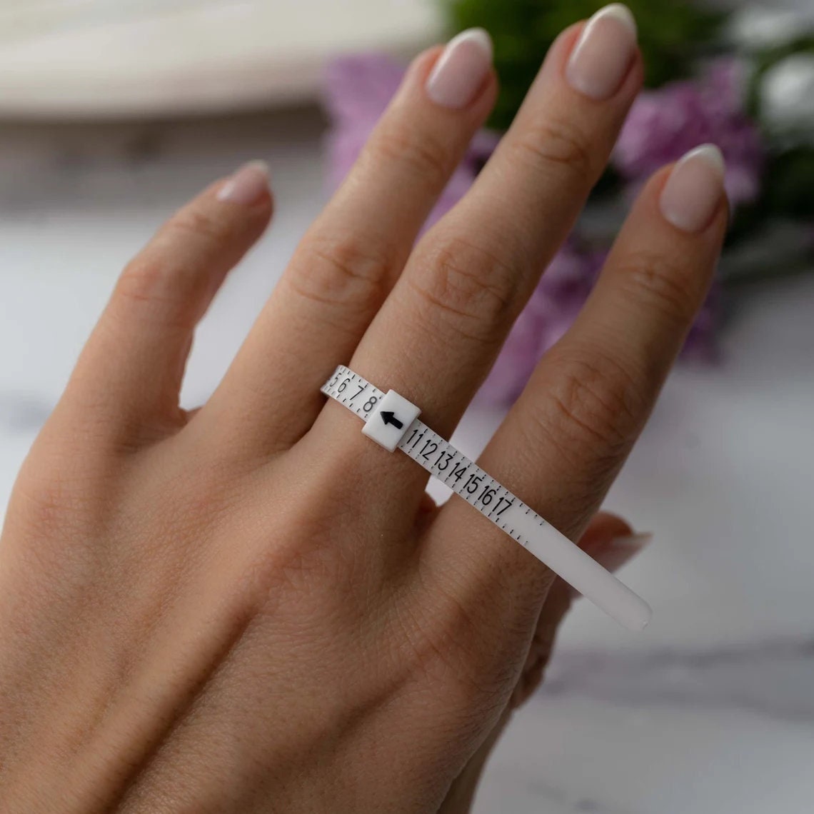 Ring Sizer Measuring Set,2 PCS Reusable Jewelry Measurement Plastic Finger Sizer  Ring Gauge Measuring Tool Belt for Women Men Kids, US 1-17 Rings Size -  Walmart.com