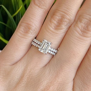 2.10 ct Emerald Cut Diamond Wedding Ring Set Danity Anniversary Ring Set Wedding Set Gift for Her Diamond Ring Promise Ring Anniversary Gift