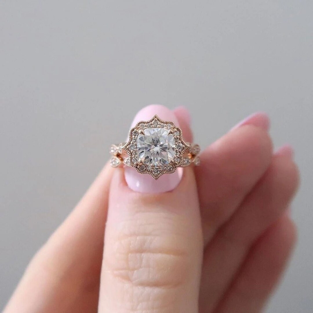 Ensemble nuptiale de fiançailles avec diamants finition or rose